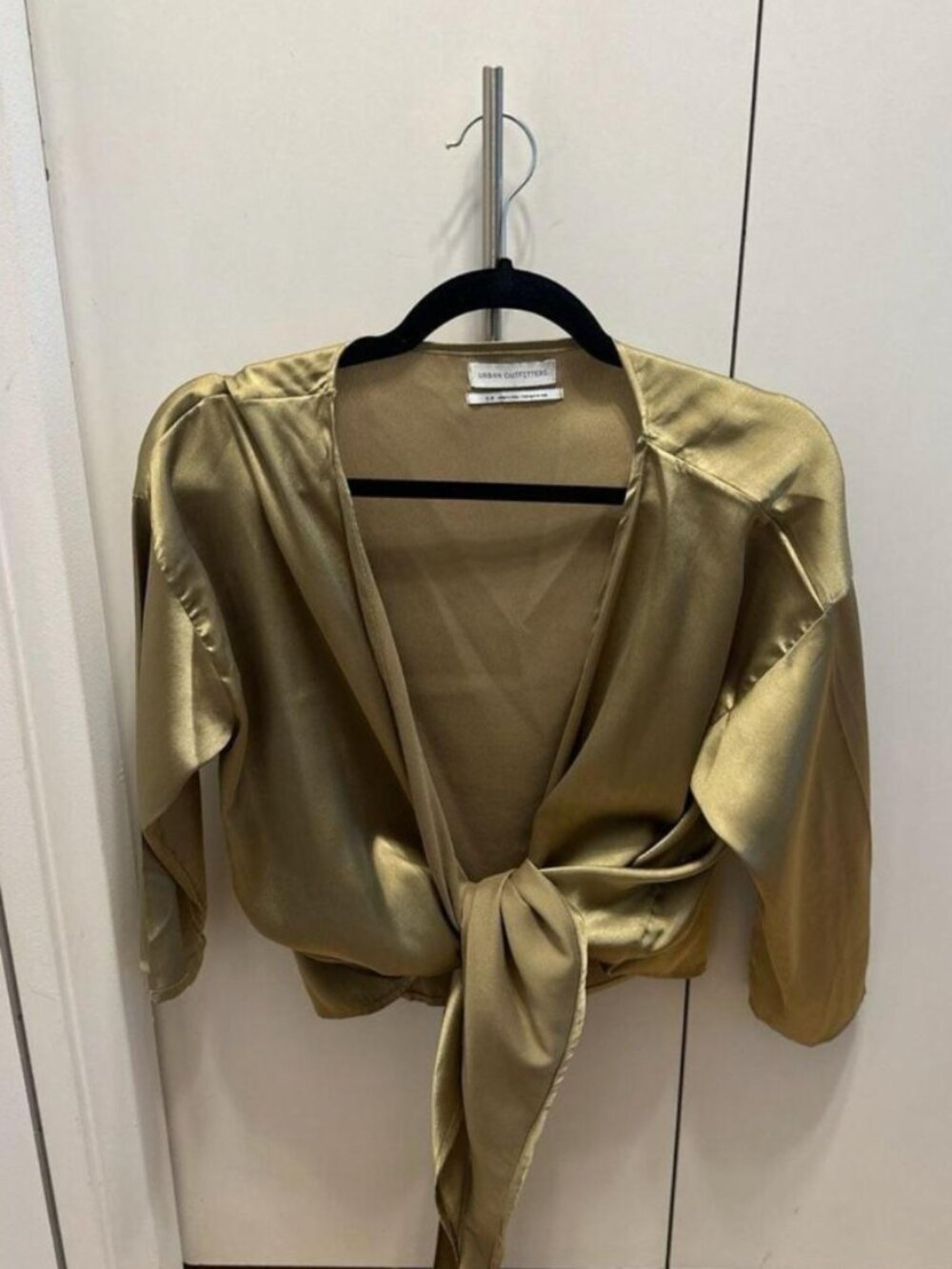 Urban Outfitters Nicole Satin Tie-Front Long Sleeve Crop Top in Olive Green Size
